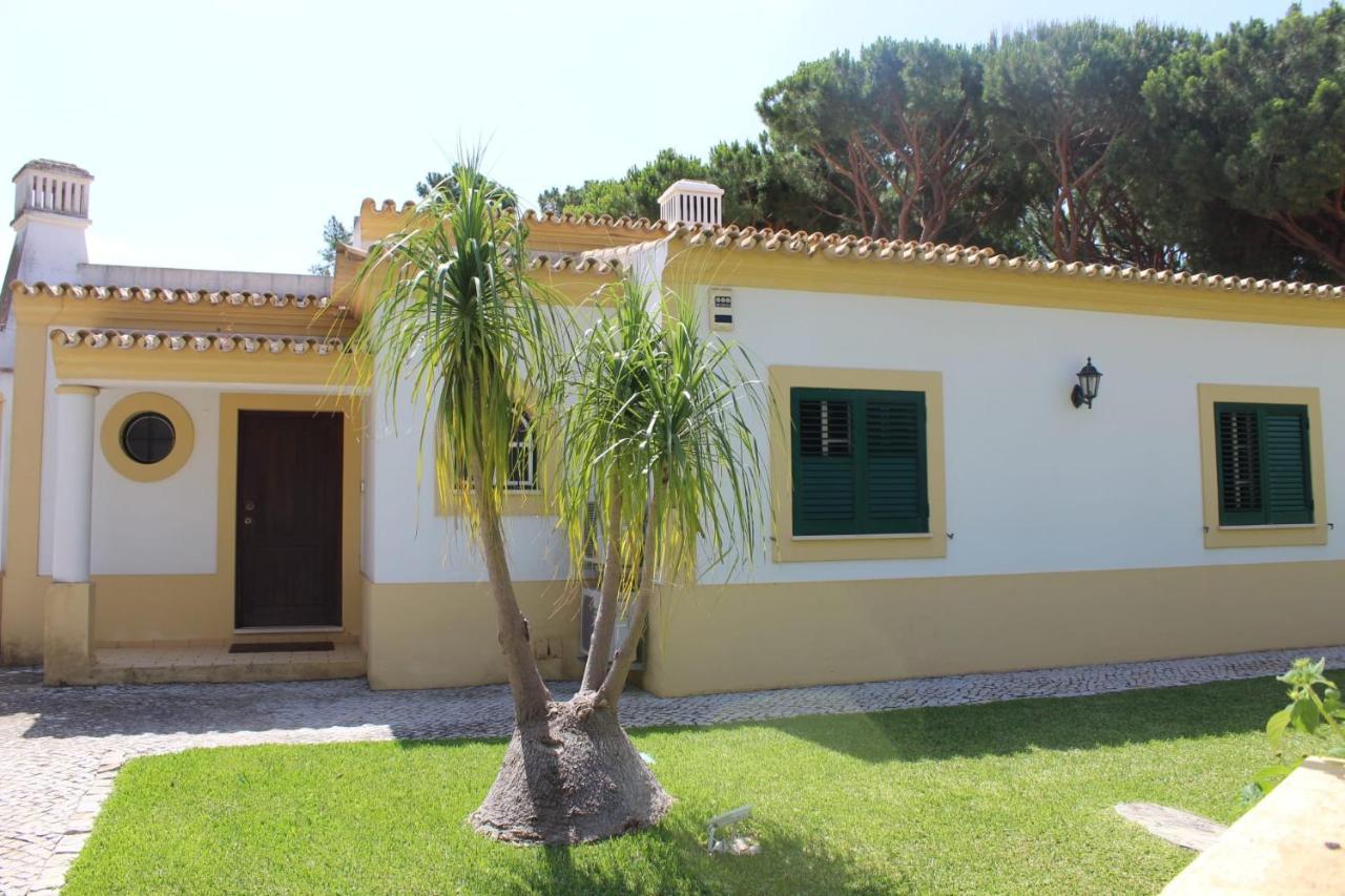 וילהמורה The Pinewood Villa מראה חיצוני תמונה